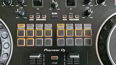 Test Pioneer DJ DDJ REV1 DJ Controller AMAZONA De