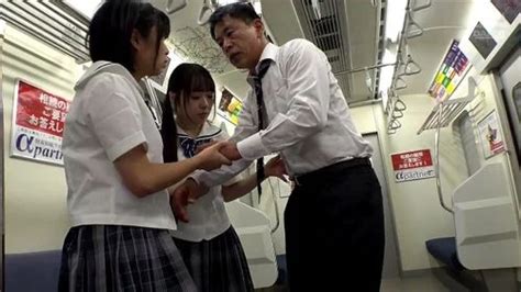 Watch 終電でJK 人に誘惑されそのまま中だし 中だし かわいい でんしゃ Porn SpankBang