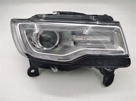 Jeep GRAND CHEROKEE 2014 2021 XENON R H S HEADLIGHT ASSEMBLY