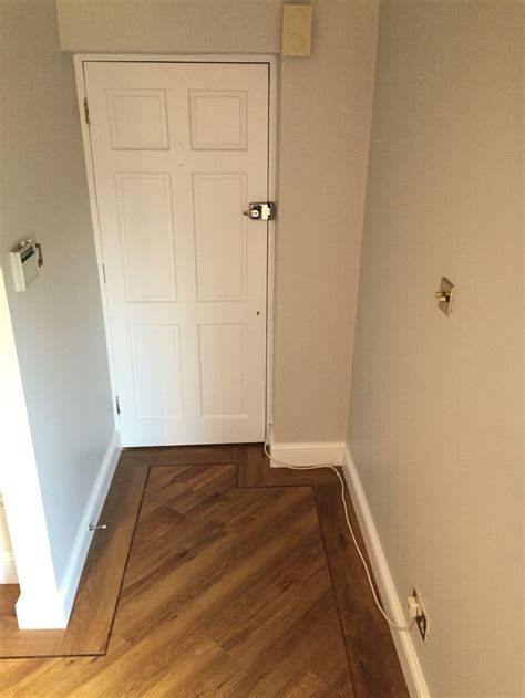 Karndean Flooring Van Gogh Classic Oak Flooring Laid With Boarder And A 45 Degree Angle