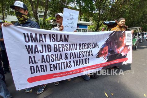 Aksi Bela Palestina Di Bandung Ratusan Warga Turun Ke Jalan