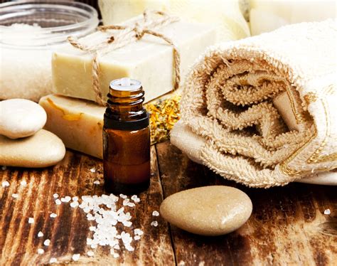 5 Ways to Pass Time During a Hurricane | Moderately High Maintenance