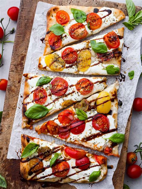 15 Minute Caprese Flatbread Recipe The Recipe Critic