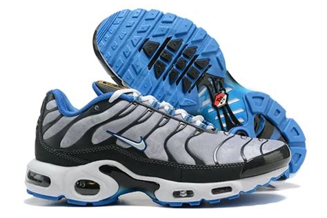 Nike Air Max Plus Tn Social Fc Sneakereu Chaussures De Sport