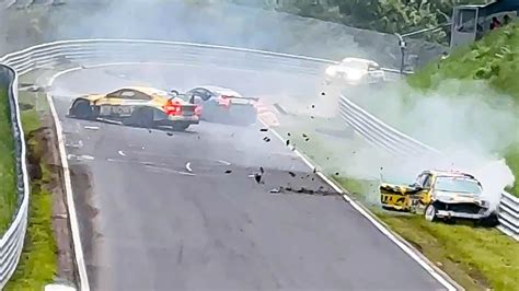 N Rburgring Crash At Foxhole With Outside Footage During Adac