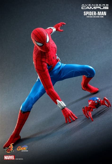 Avengers Campus Spider Man Hot Toys Machinegun