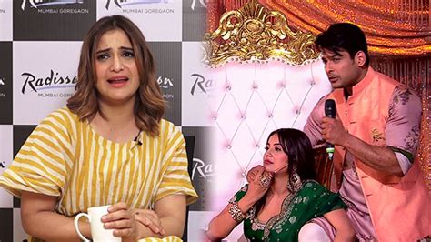 Bigg Boss 13 Shehnaz Gill और Siddharth Shukla क शद पर बल Arti