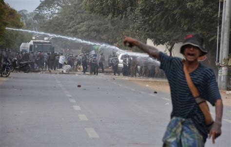 Vis O Pelo Menos Oito Mortos Ap S Golpe De Estado Em Myanmar