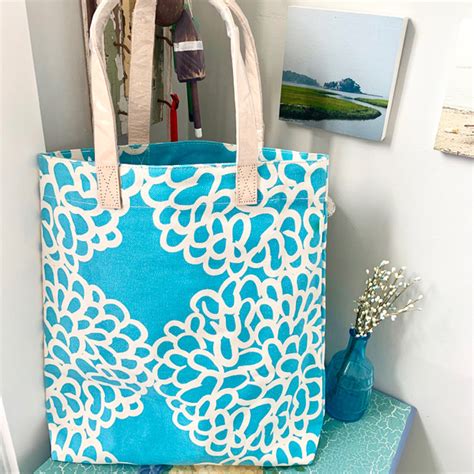 TALL TOTES Carol Lees Cottage