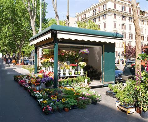 Bespoke Flower Kiosk With Display Units Prestige Kiosks Esi