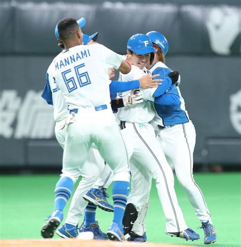 日本ハムが今季3度目サヨナラ勝ち ドラクエコラボ試合 谷内が会心の一撃「感動した」野球デイリースポーツ Online