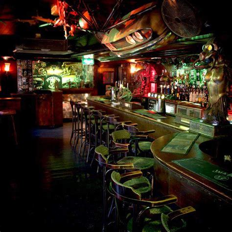 The Essential Dive Bars Of London London Bars Dive Bar Bar Design