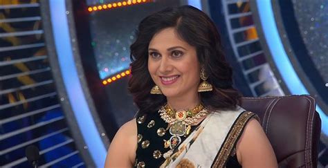 Jhalak Dikhhla Jaa 11 Meenakshi Seshadri To Make An Appearance