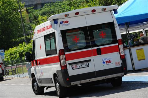 Brescia Incidente Sul Lavoro Operaio 55enne Muore