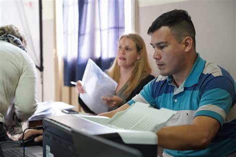 Barranqueras Hoy Se Realiz La Entrega De Certificados Nicos De