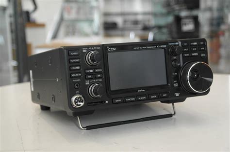 Second Hand Icom Ic Dual Band Vhf Uhf Transceiver Radioworld Uk