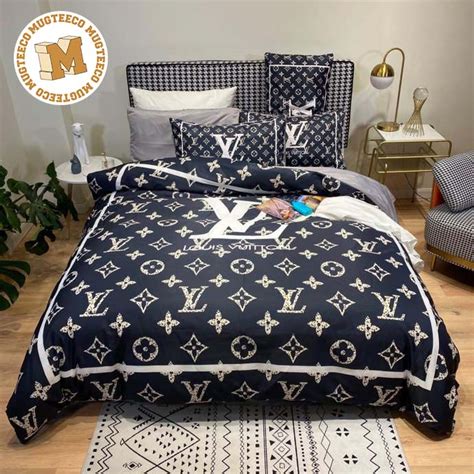 Louis Vuitton Big Logo In Black Monogram Background Comforter Bedding Set Mugteeco