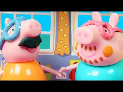 Missing Madame Gazelle | Peppa Pig Stop Motion | Peppa Pig Toy Play - Videos For Kids