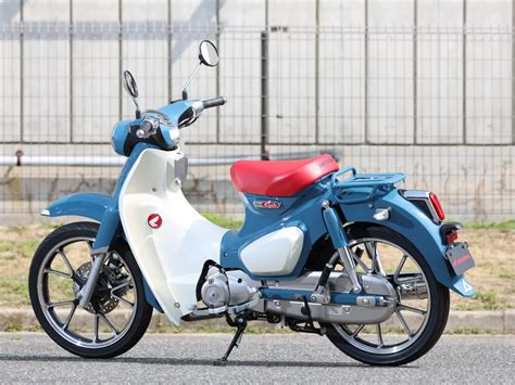 The New Super Cub C125 Was A Luxurious Blue Model Changed And Released