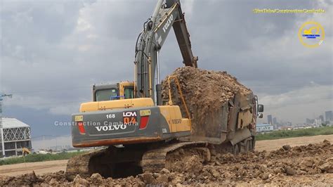 Incredible Dump Truck Overload Stuck Help Dozer And Excavator Youtube