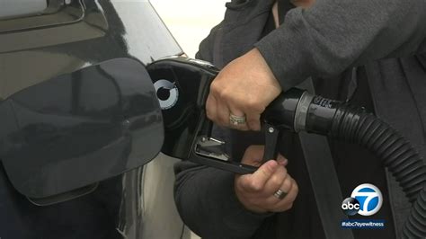 Gas Prices In California Expected To Remain High After Switch To Summer