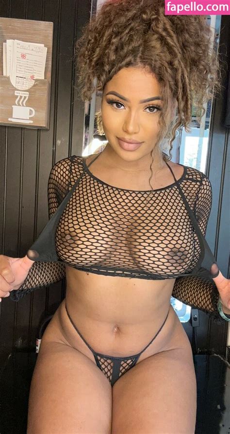 Zoebarista Zoebarista Nude Leaks Onlyfans Thefap