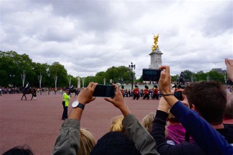 Londres Troca De Guarda No Pal Cio De Buckingham Viajon Rios