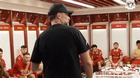 Inside Liverpool Dressing Room As Jurgen Klopp Brings Up Man City In Final Team Talk Mirror Online