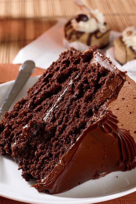 Portillo's Chocolate Cake Recipe - Insanely Good