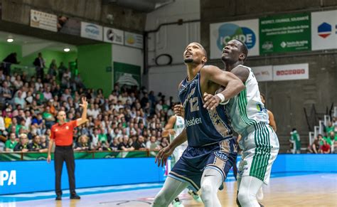 La Chorale De Roanne Repart De Nanterre Avec Des Regrets