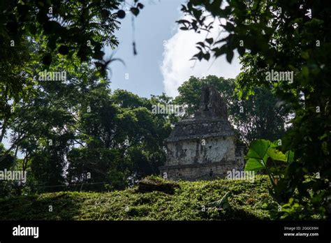 Temple of Kukulkan / Chichen Itza, Mexico Stock Photo - Alamy