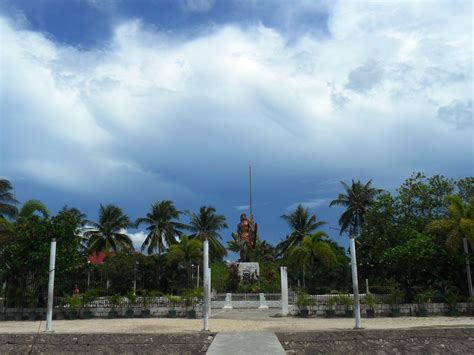 Lapu-Lapu Monument - Lapu-Lapu Punta Engano Road