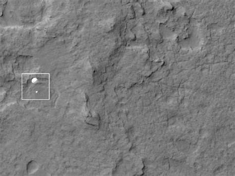 Curiosity Mars Rover Landing Pictures From NASA | HP Answers