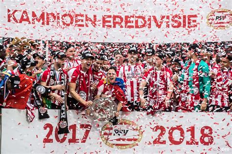 PSV Kroont Zich Tot Kampioen Voetbalblog