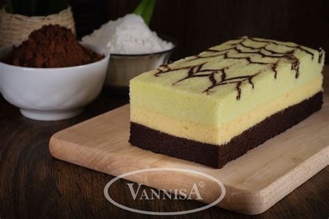 Brownies Kukus Coklat Keju Pandan Vannisa Brownies Moscovis