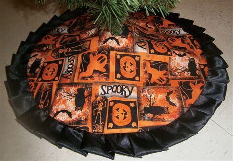 Tabletop Halloween Tree Skirt 24 Jackolanterns | Etsy