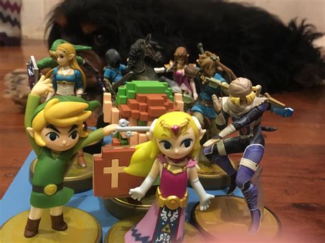 All my zelda amiibo in order from when I got them newest at the front. Bonus dog in the back : r ...