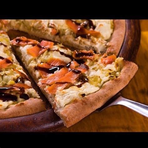 Quer uma dica para uma boa pedida em plena terça feira Nossa pizza