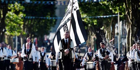 Festival Interceltique De Lorient La Grande Parade De La Celtitude