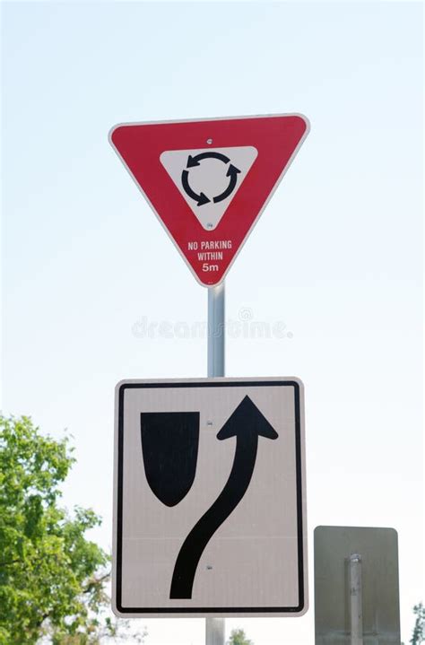 Roundabout Sign Stock Image Image Of Caution Icon Path 97384277