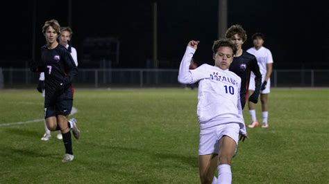 PNJ Obituary: Former PNJ Athlete, John Smith, Remembered for Athletic Achievements 7