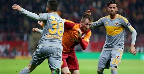 Galatasaray sahasında yenildi Önce Vatan Gazetesi