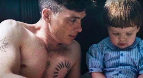 Does Cillian Murphy have tattoos?