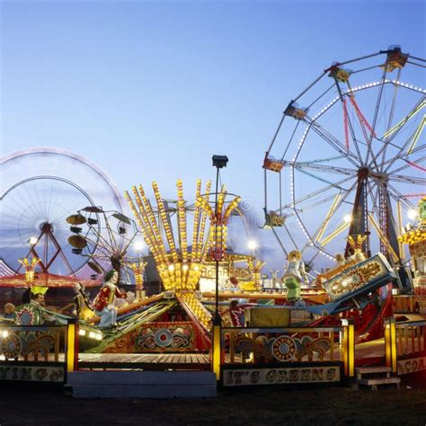 Hull Fair. Kingston upon Hull fair at night with fairground ride movement, Hull, , #Ad, #fair, # ...