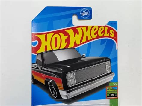 2023 Hot Wheels Hw Slammed 83 Chevy Silverado 15 Lot Of 2 2187 Picclick Au