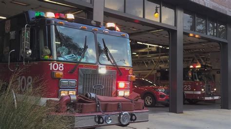 Chicago Fire Department Engine 108 Tower Ladder 23 Responding Youtube