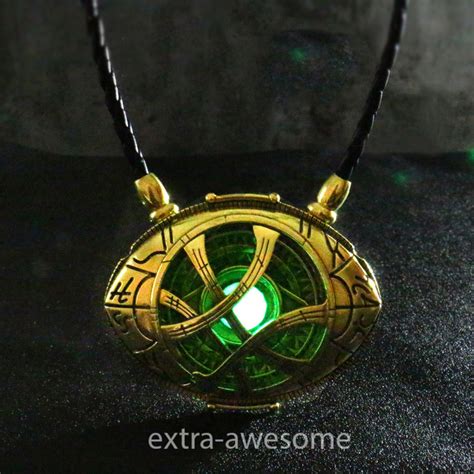 Dr Doctor Strange Eye of Agamotto Amulet Pendant Necklace GLOW In The ...