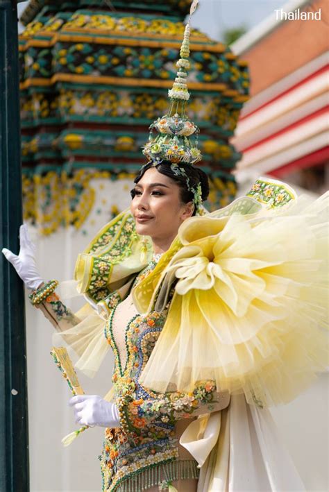 THAI NATIONAL COSTUME THAILAND ชด ไทย เครองประดบ