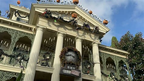 Rumor Haunted Mansion Holiday To Open This Week At Disneyland Wdw