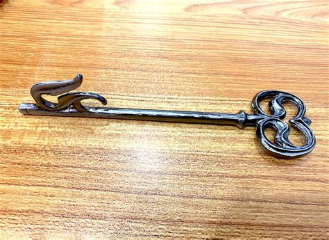 The Hobbit Mirkwood Gaol Key Replica Made With Metal Etsy Uk